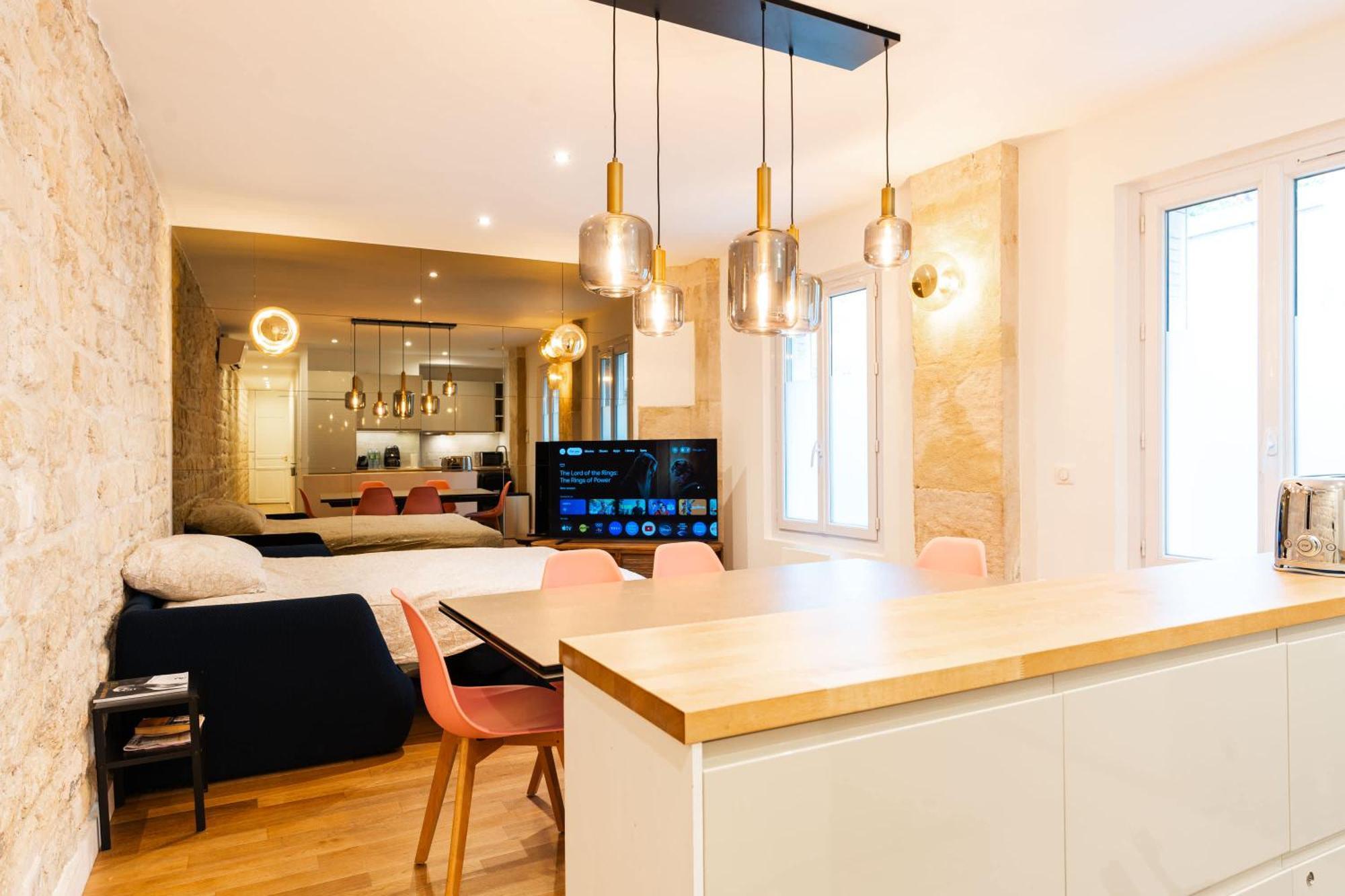 Loft 4 Bedroom Montmartre Pigalle Ac By Lcc Agency Париж Экстерьер фото